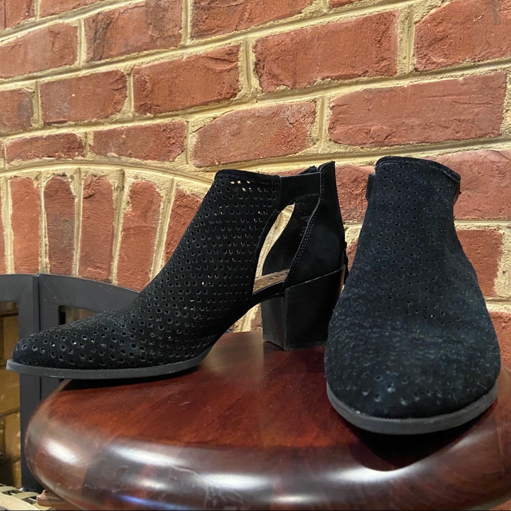 Anne Klein Gracieanne Bootie